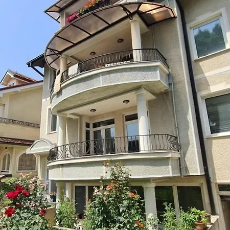 Appartement Vik House